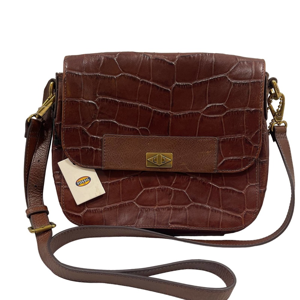 Fossil purse
